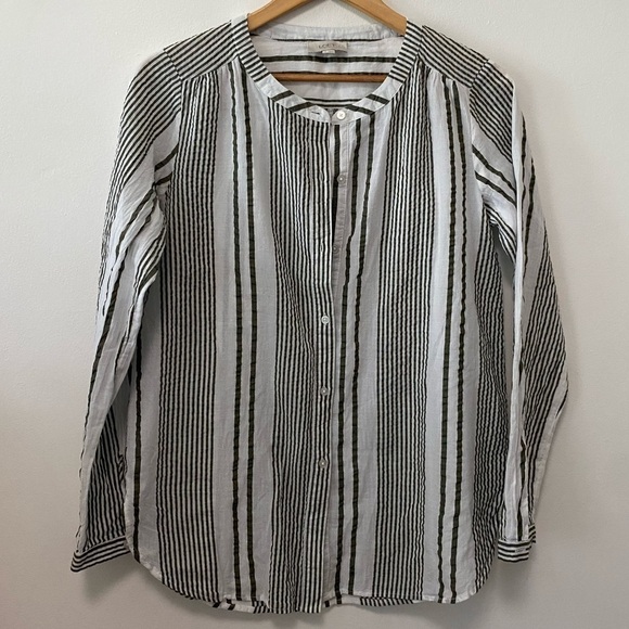 LOFT Tops - Loft Long Sleeve Striped Yop